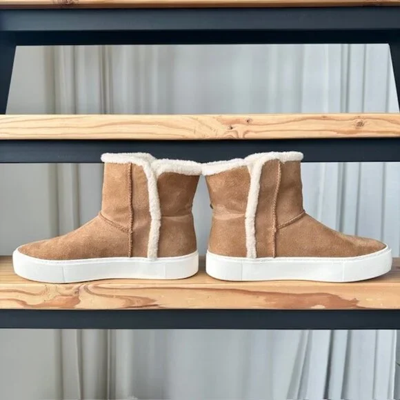 UGG Priya Water Resistant sneaker boot - Size 7 - Picture 4 of 11